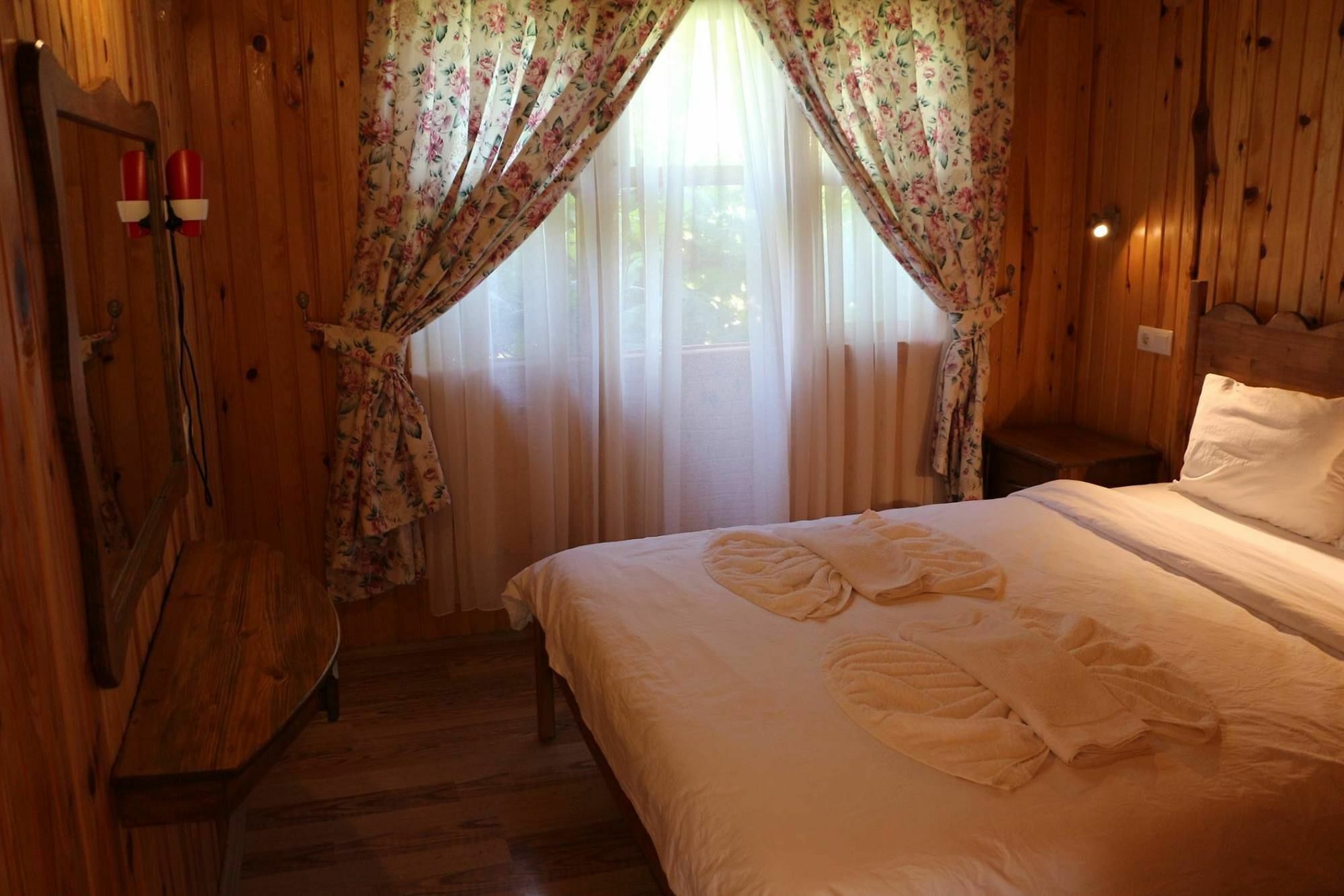 Adrasan River Hotel Kumluca Екстериор снимка