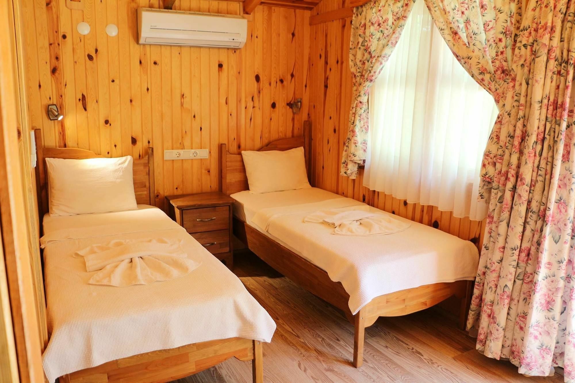 Adrasan River Hotel Kumluca Екстериор снимка